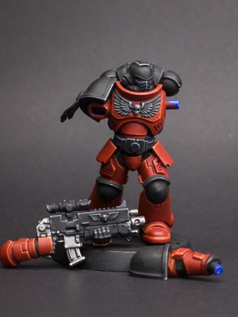 How I paint a Space Marine, stage 5: Layers and edge highlights